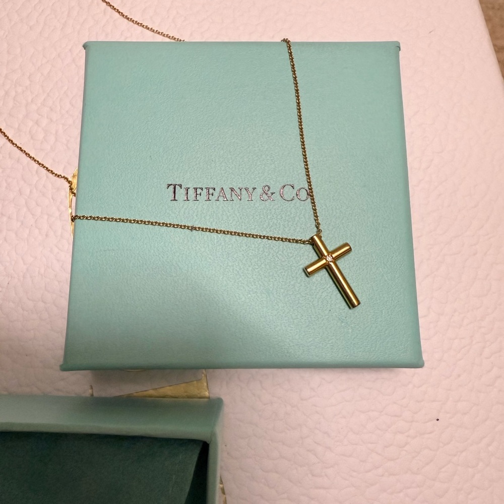 Tiffany & Co. Gold Cross Chain Necklace with Diamond - Picture 2 of 5